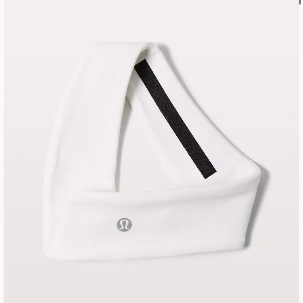 Wholesale pack of -10 🍋-Lululemon fly away tamer head band Blk and blue only! - Picture 5 of 16
